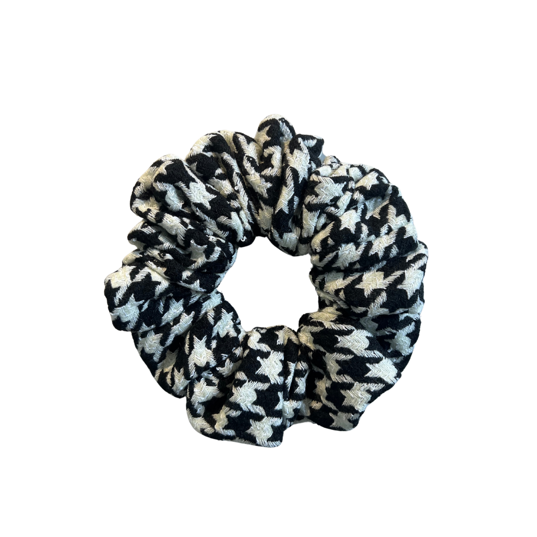 #1BW 10 Scrunchies